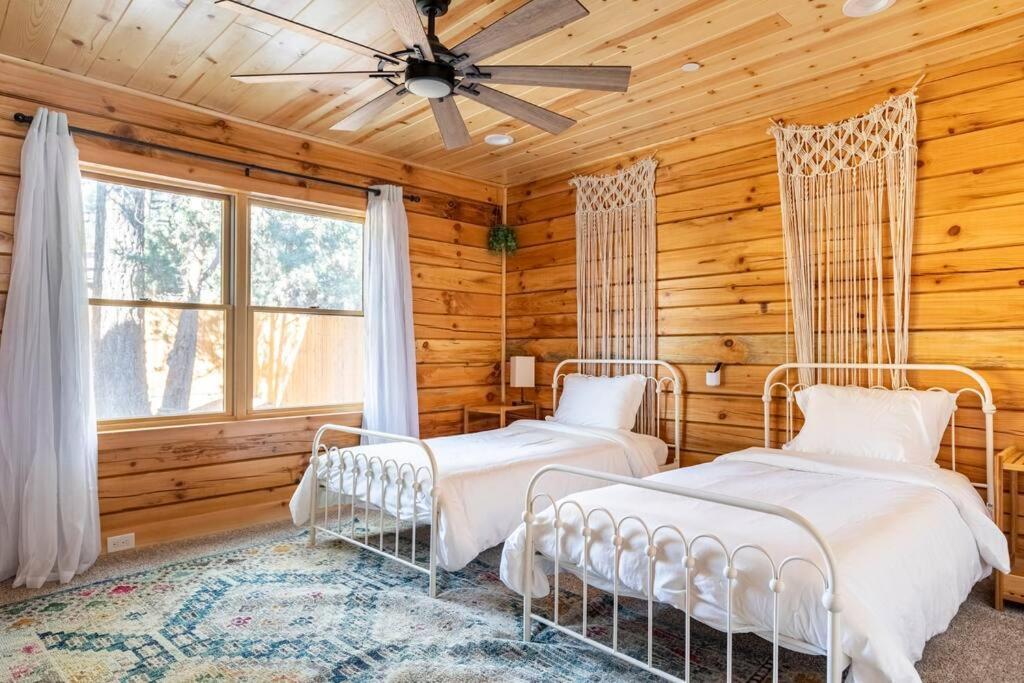 Modern Family Cabin Mins To Lake, Slopes & Hikes Big Bear City Eksteriør bilde