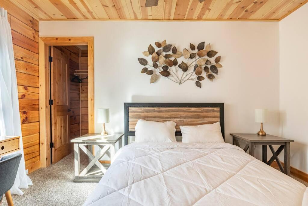 Modern Family Cabin Mins To Lake, Slopes & Hikes Big Bear City Eksteriør bilde